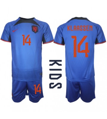 Nederländerna Davy Klaassen #14 Bortaställ Barn VM 2022 Kortärmad (+ Korta byxor)